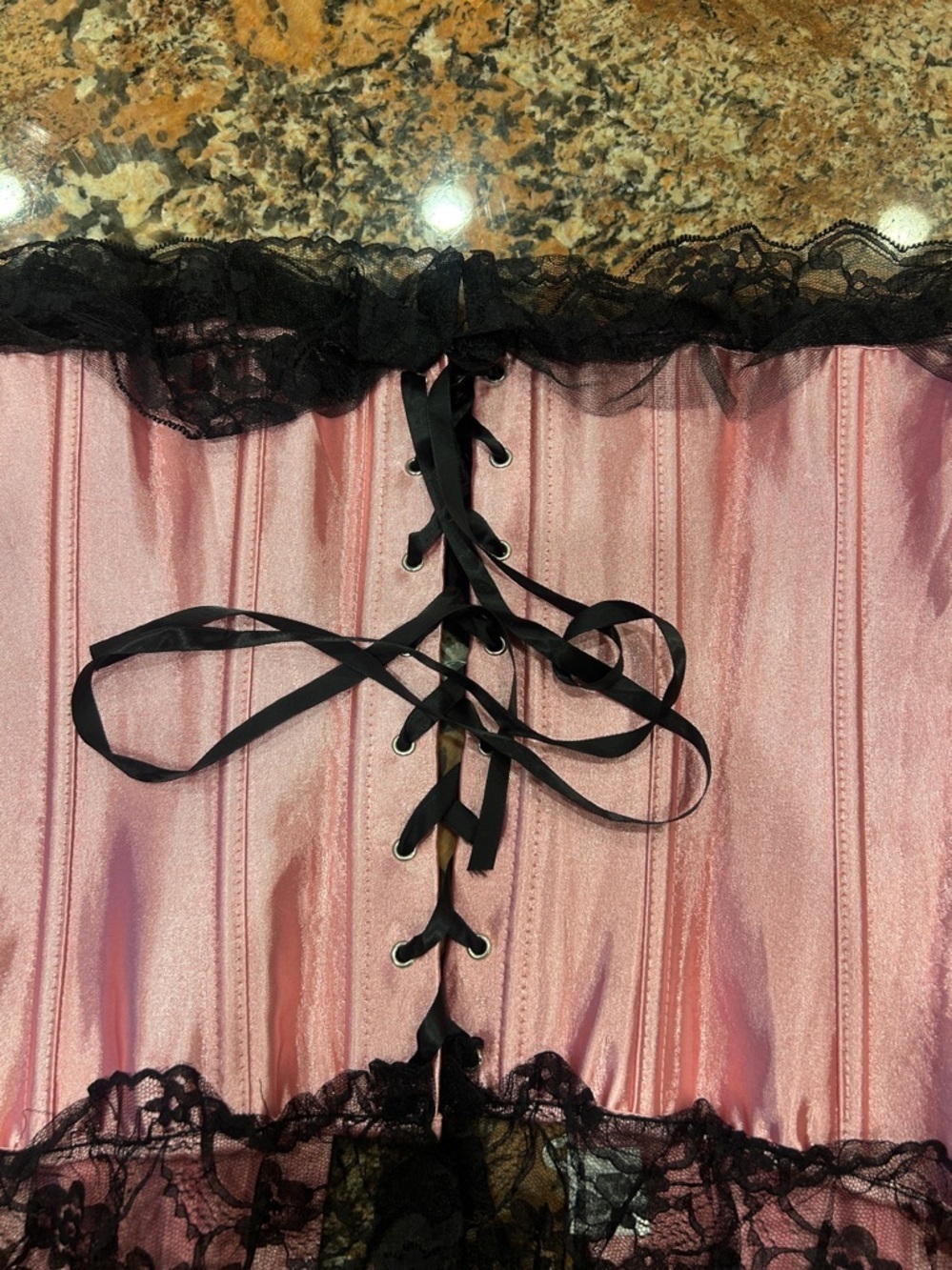 Vintage Corset Size Large Satin Pink & Black Lace & Bows Details. - Picture 11 of 11